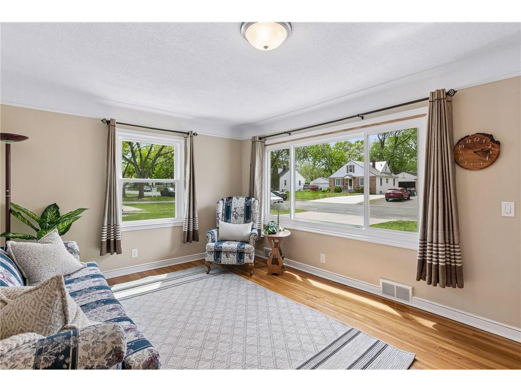 8115 1st Avenue S Bloomington MN 55420 7063847 image6