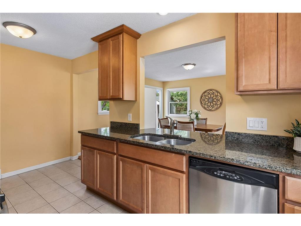 8115 1st Avenue S Bloomington MN 55420 7063847 image9
