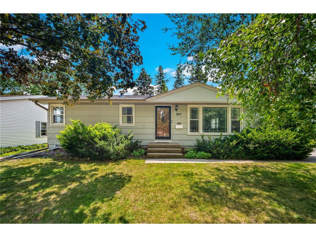 8117 33rd Place N Crystal MN 55427 7112734 image1