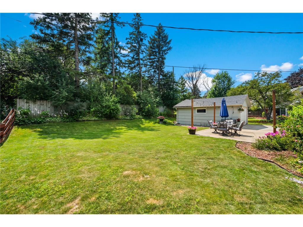 8117 33rd Place N Crystal MN 55427 7112734 image26