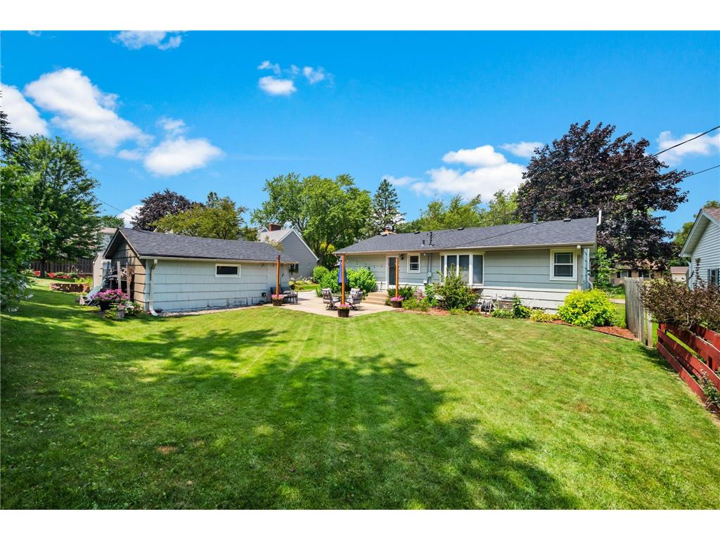 8117 33rd Place N Crystal MN 55427 7112734 image3