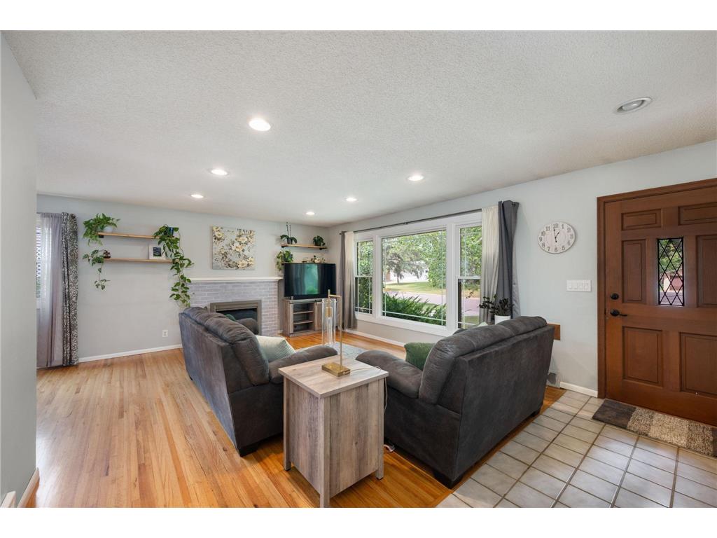 8117 33rd Place N Crystal MN 55427 7112734 image5