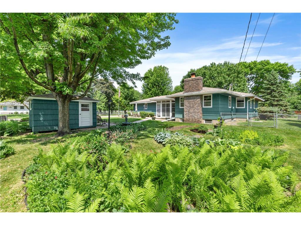 8117 Iris Drive N Brooklyn Park MN 55428 7085043 image48