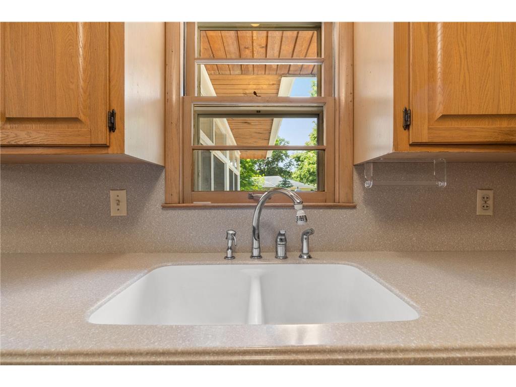 8117 Iris Drive N Brooklyn Park MN 55428 7085043 image18