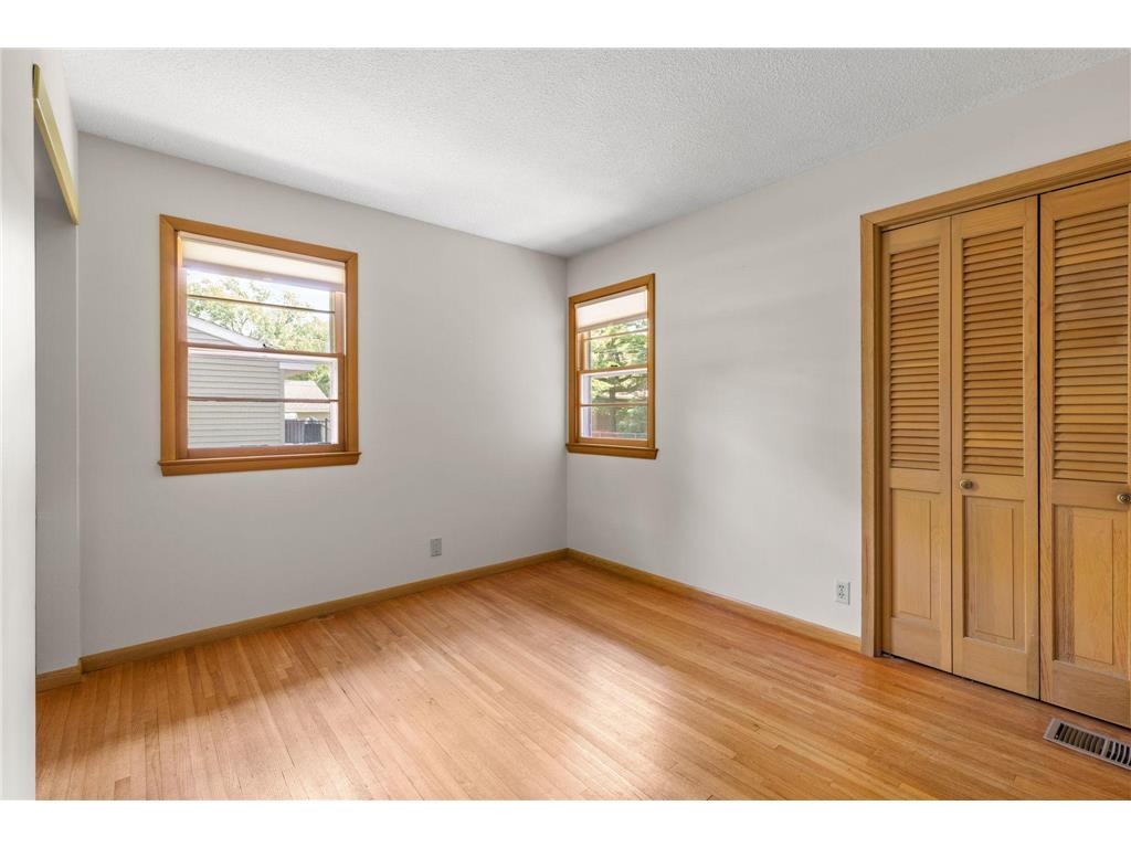 8117 Iris Drive N Brooklyn Park MN 55428 7085043 image28