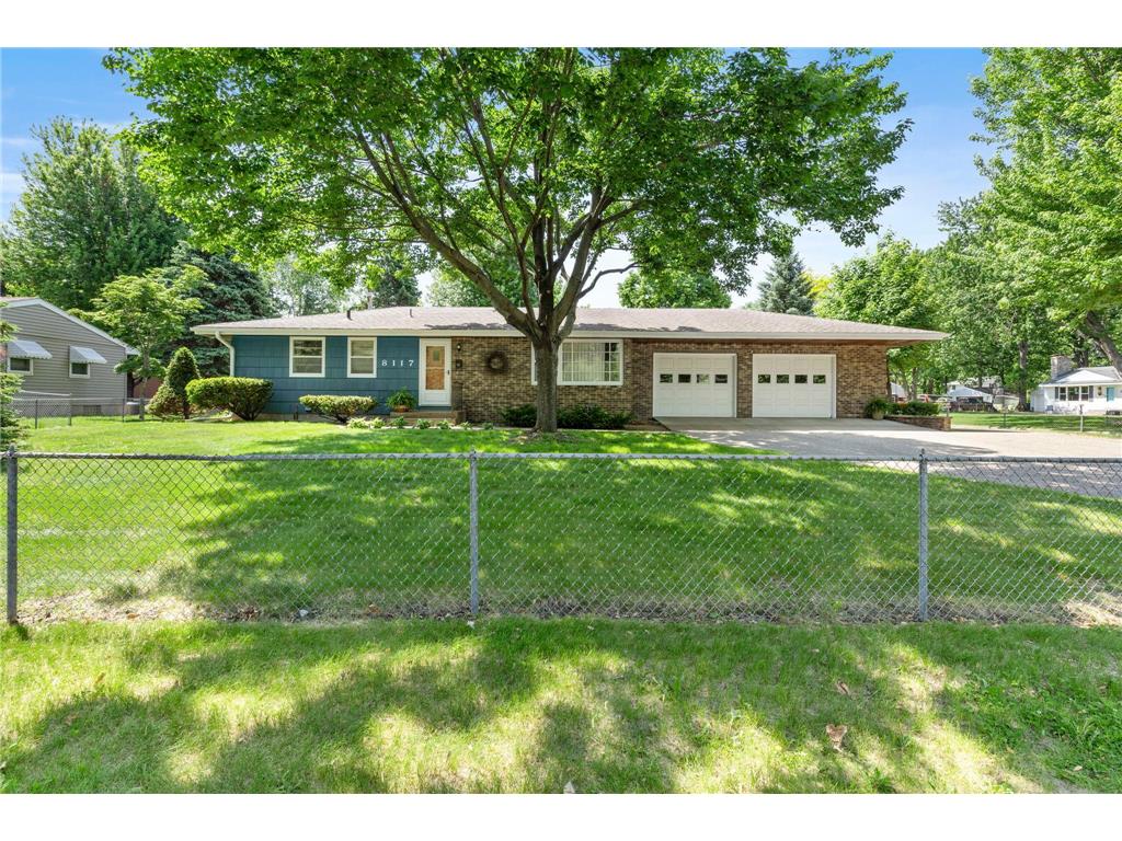 8117 Iris Drive N Brooklyn Park MN 55428 7085043 image3