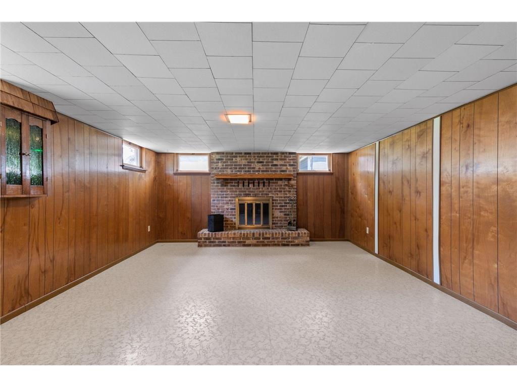 8117 Iris Drive N Brooklyn Park MN 55428 7085043 image33