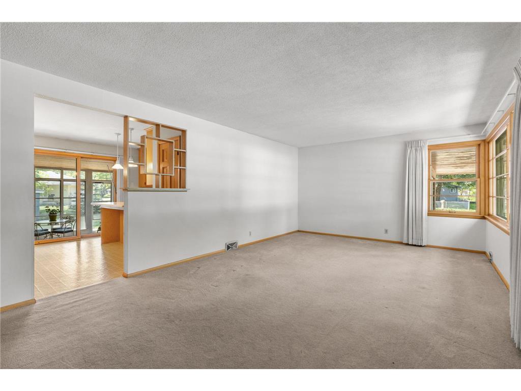 8117 Iris Drive N Brooklyn Park MN 55428 7085043 image9