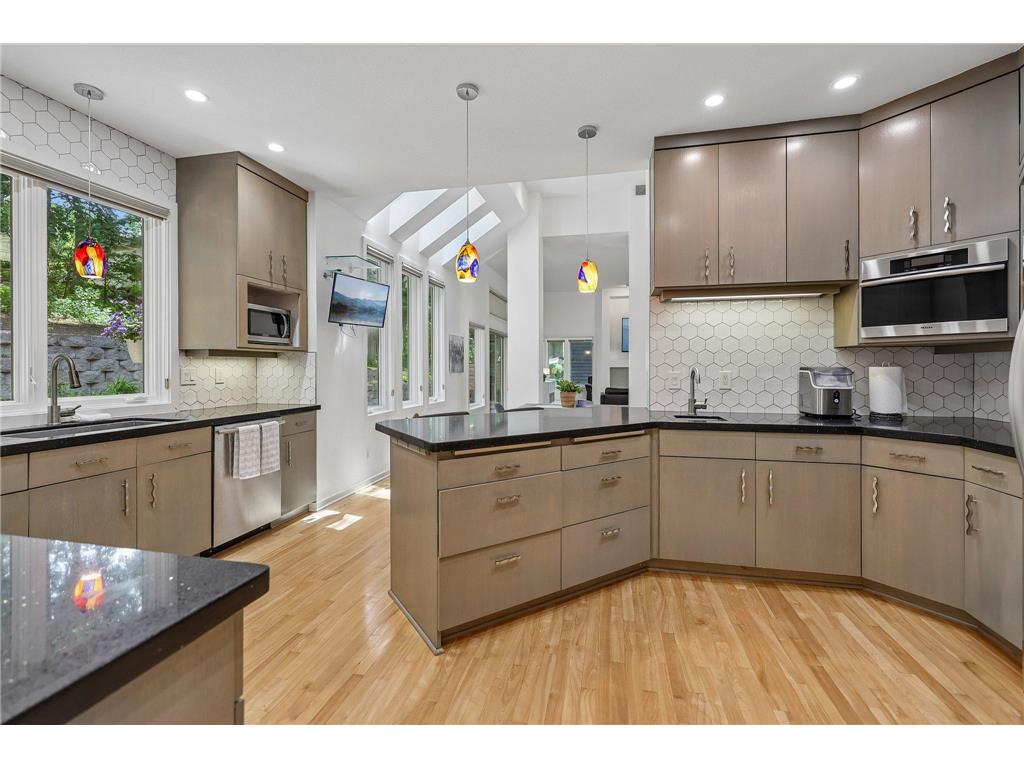 8117 Telegraph Road Bloomington MN 55438 7098685 image25
