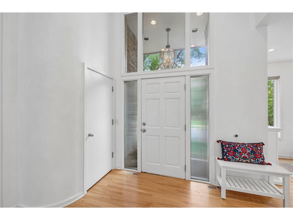 8117 Telegraph Road Bloomington MN 55438 7098685 image8