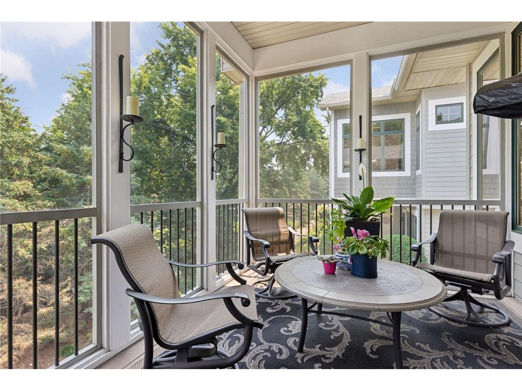 8117 Xerxes Circle Bloomington MN 55431 6820392 image14