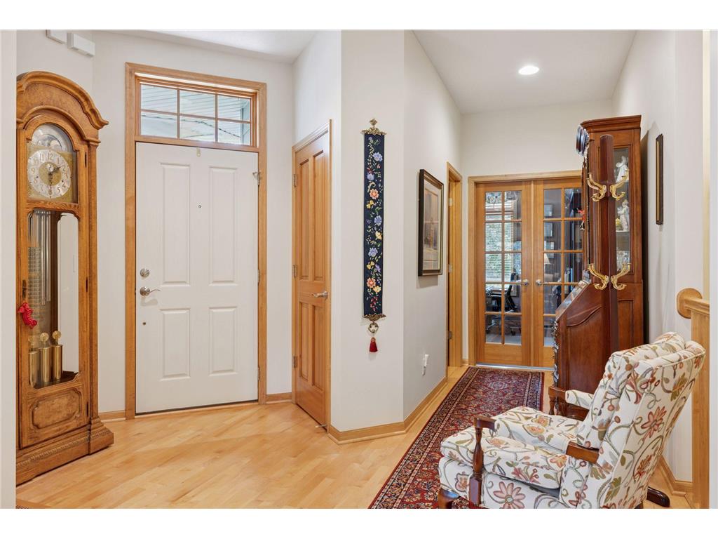 8117 Xerxes Circle Bloomington MN 55431 6820392 image16