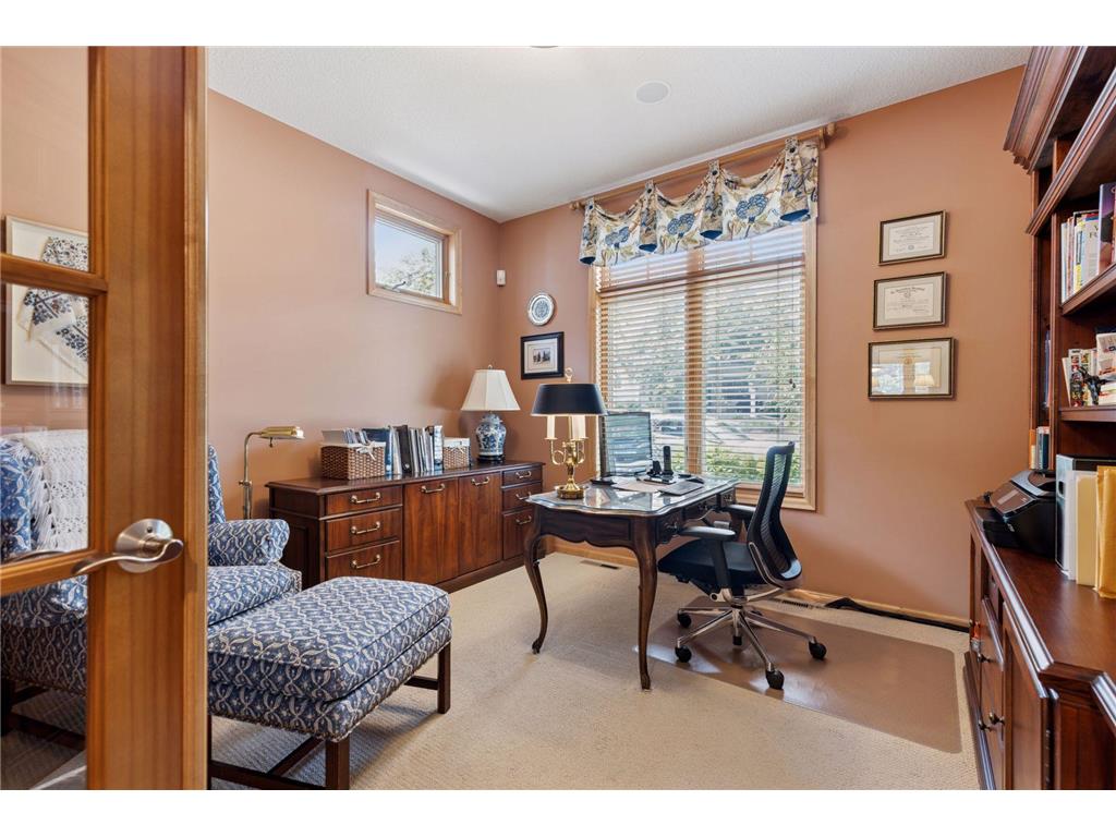 8117 Xerxes Circle Bloomington MN 55431 6820392 image18