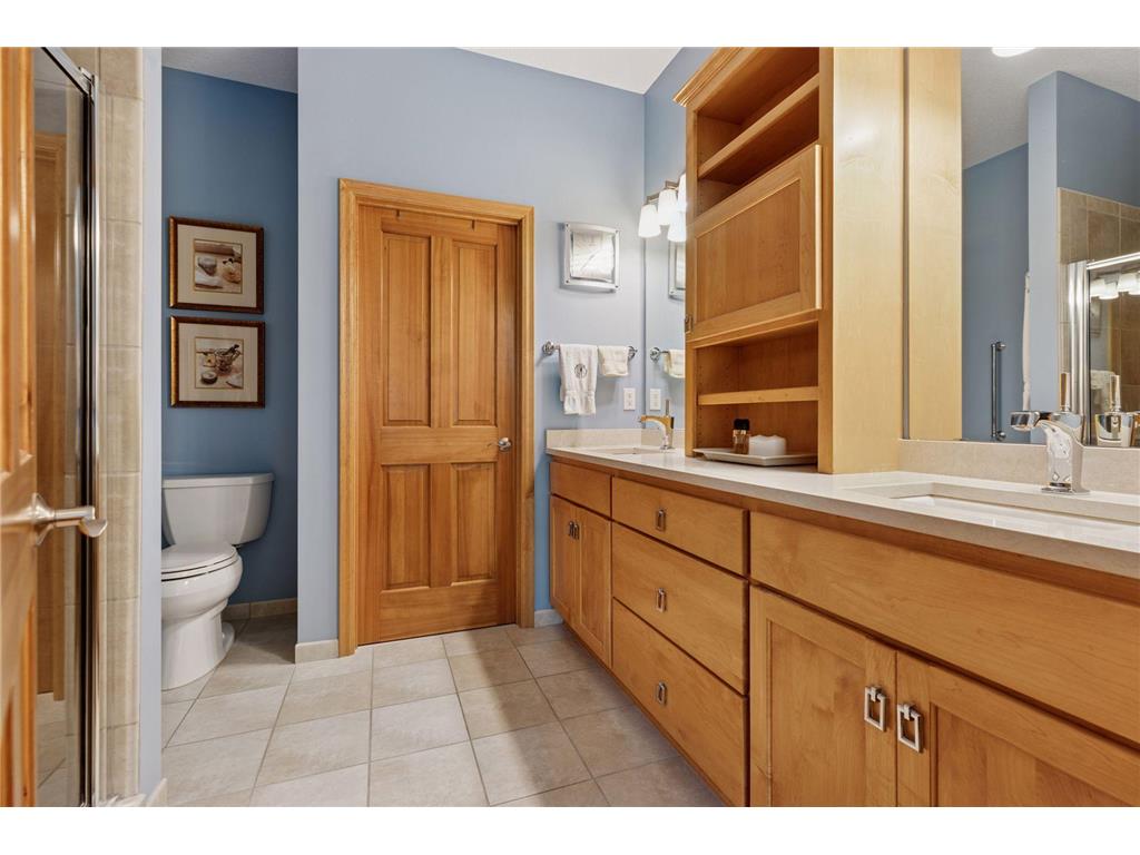 8117 Xerxes Circle Bloomington MN 55431 6820392 image23