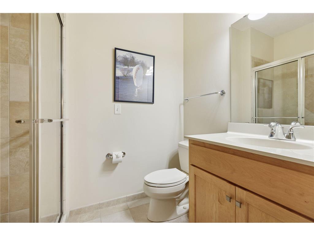 8117 Xerxes Circle Bloomington MN 55431 6820392 image29