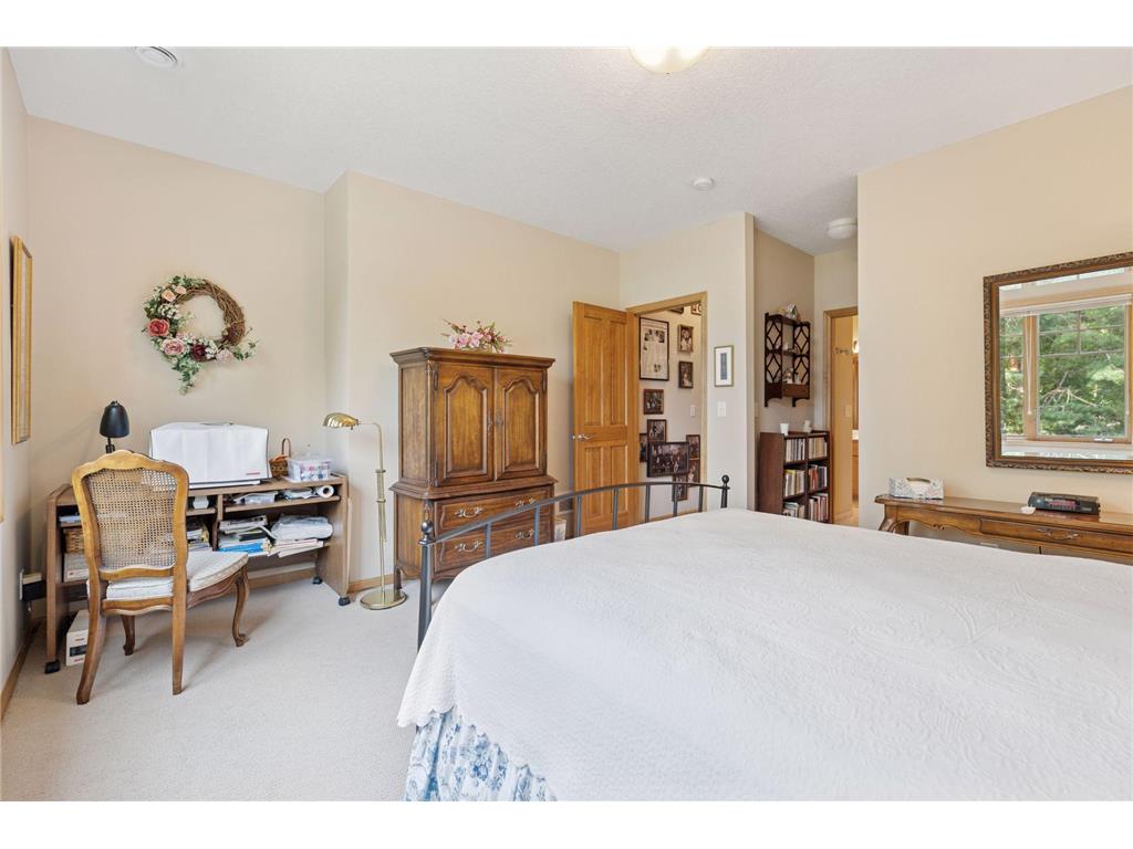 8117 Xerxes Circle Bloomington MN 55431 6820392 image37