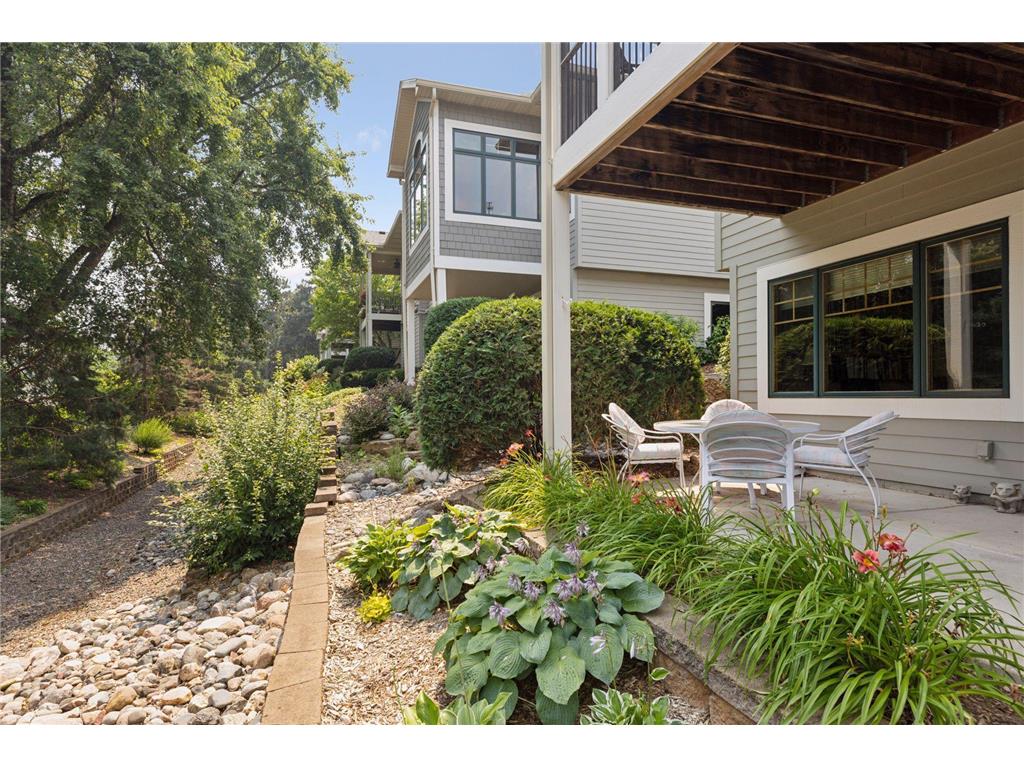 8117 Xerxes Circle Bloomington MN 55431 6820392 image40