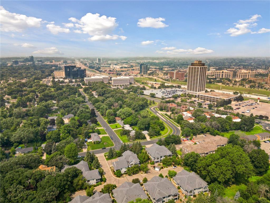 8117 Xerxes Circle Bloomington MN 55431 6820392 image42