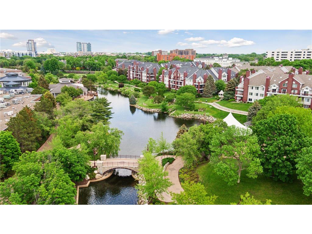 8117 Xerxes Circle Bloomington MN 55431 6820392 image44