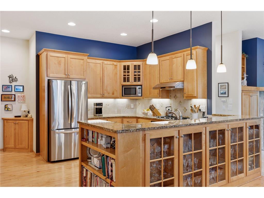 8117 Xerxes Circle Bloomington MN 55431 6820392 image6