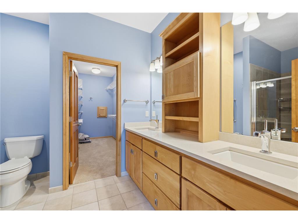 8117 Xerxes Circle Bloomington MN 55431 7105852 image16