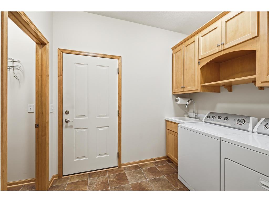 8117 Xerxes Circle Bloomington MN 55431 7105852 image17