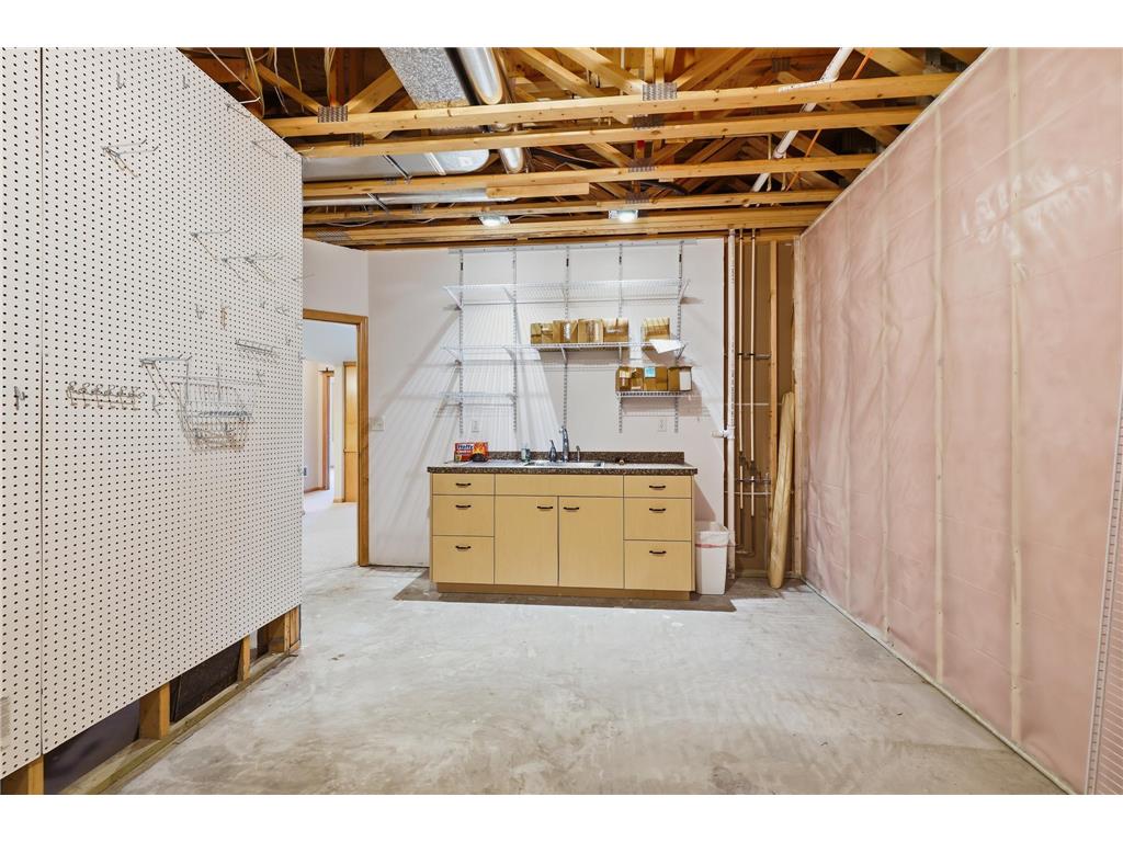 8117 Xerxes Circle Bloomington MN 55431 7105852 image24