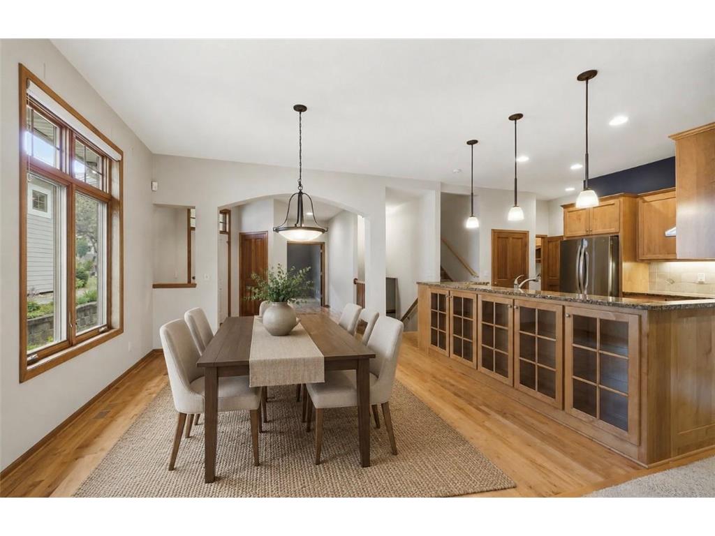 8117 Xerxes Circle Bloomington MN 55431 7105852 image3