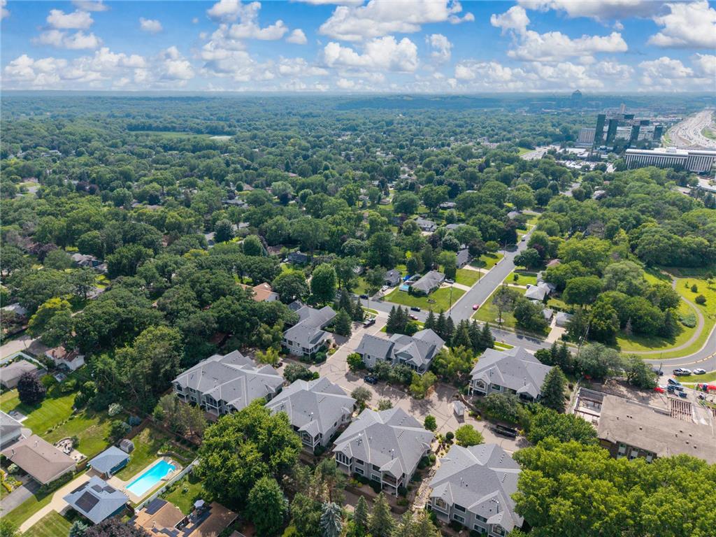 8117 Xerxes Circle Bloomington MN 55431 7105852 image32