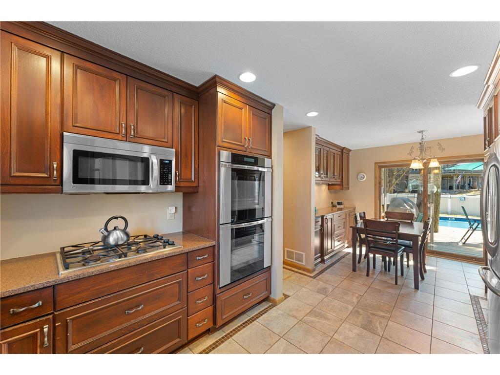 8119 Lower 129th Court Apple Valley MN 55124 7081981 image10