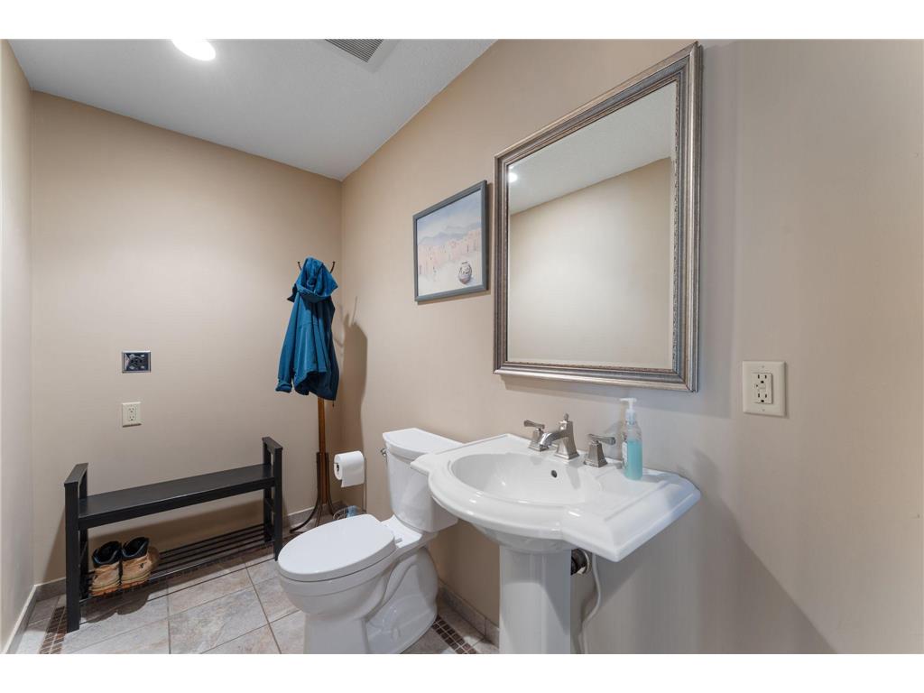 8119 Lower 129th Court Apple Valley MN 55124 7081981 image16