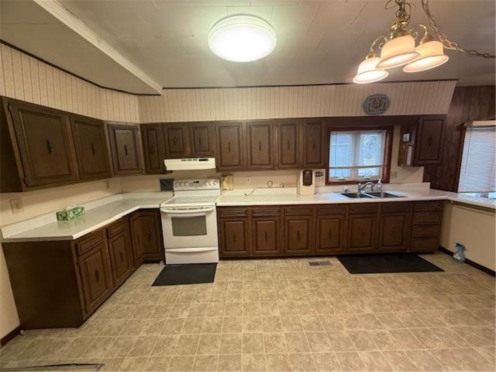 812 11th Avenue Clarkfield MN 56223 7037096 image4