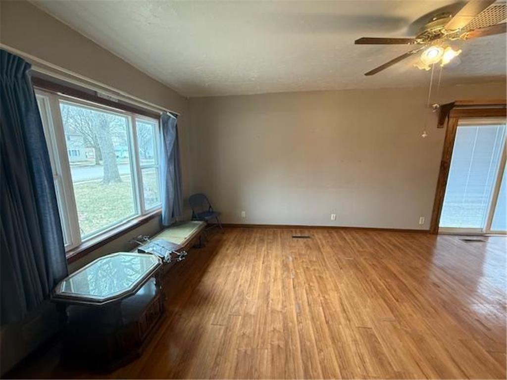 812 11th Avenue Clarkfield MN 56223 7037096 image5