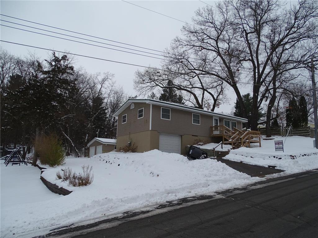 812 11th Avenue E Durand WI 54736 6815202 image1