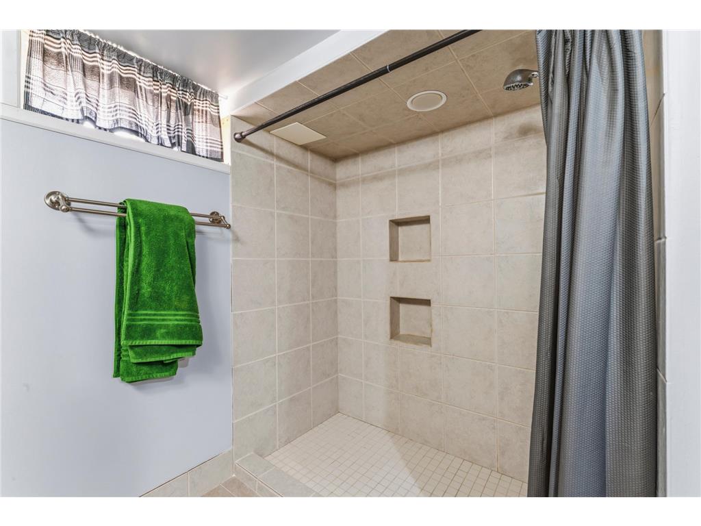 812 14th Avenue NE Rochester MN 55906 7053713 image34