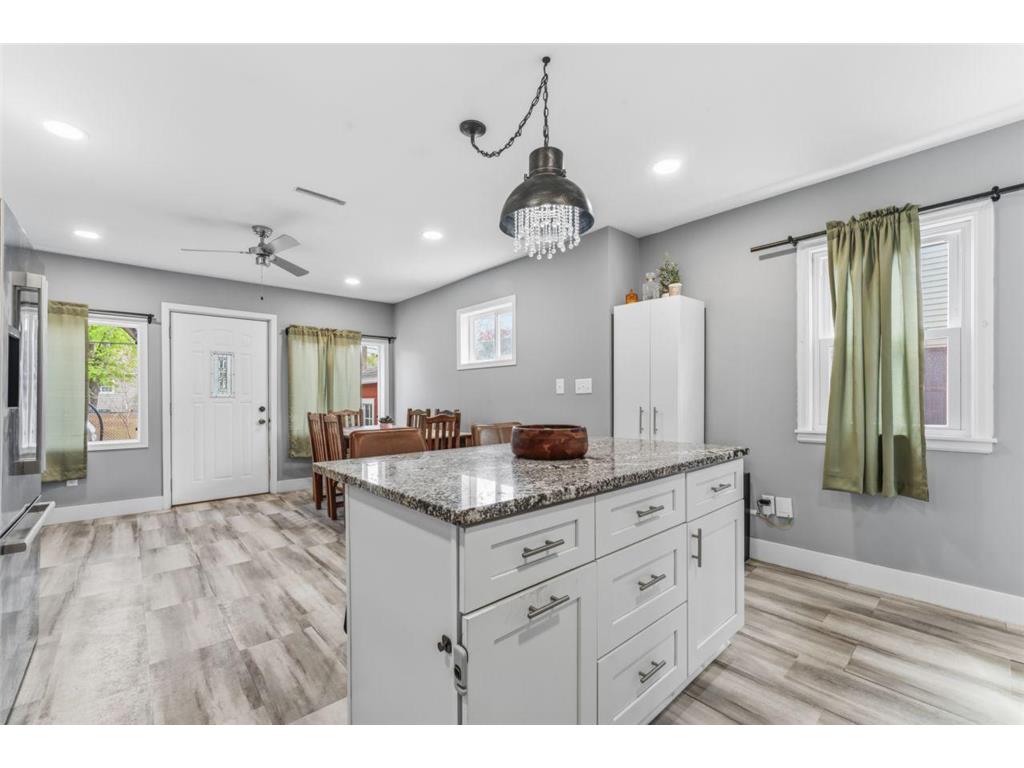 812 14th Avenue NE Rochester MN 55906 7053713 image8