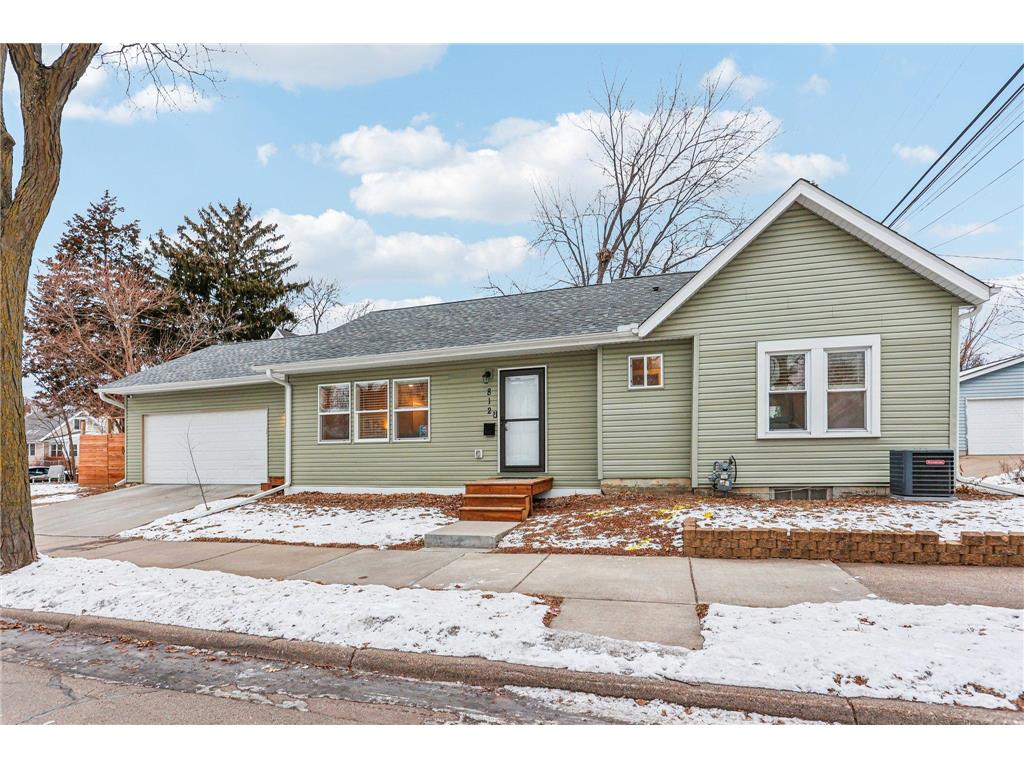 812 36th Avenue N Minneapolis MN 55412 6652643 image1
