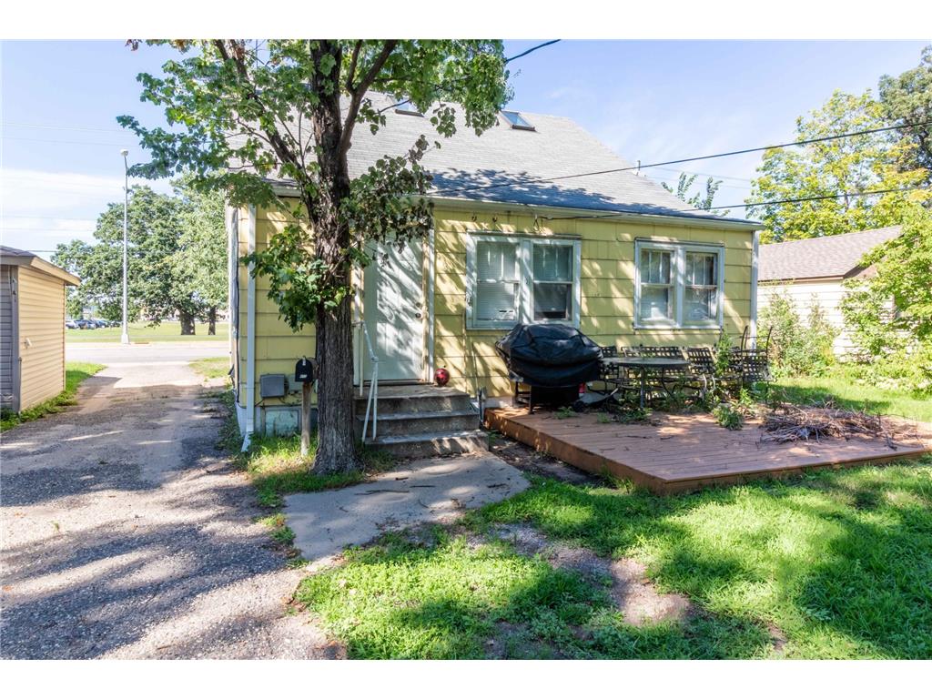 812 3rd Street N, Waite Park, MN 56387 MLS 6247507 Edina Realty