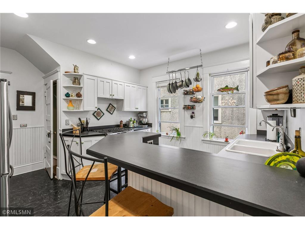 812 42nd Avenue N Minneapolis MN 55412 7082217 image16