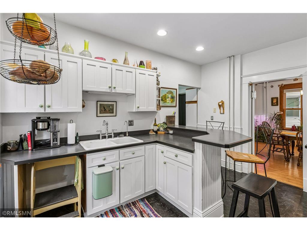 812 42nd Avenue N Minneapolis MN 55412 7082217 image18