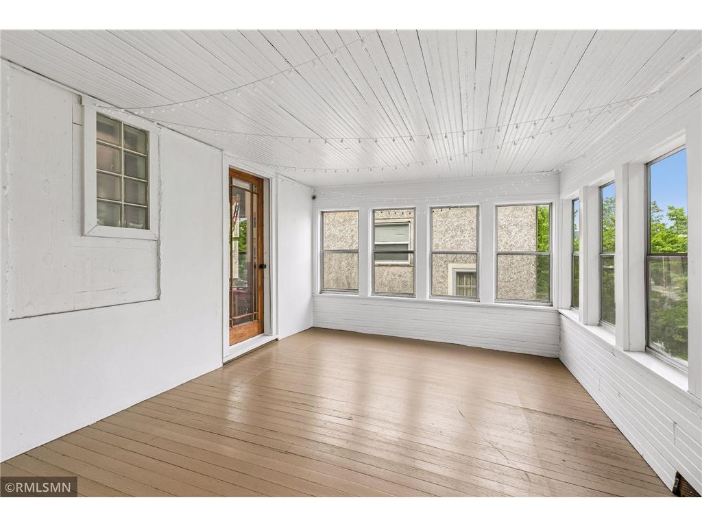 812 42nd Avenue N Minneapolis MN 55412 7082217 image32