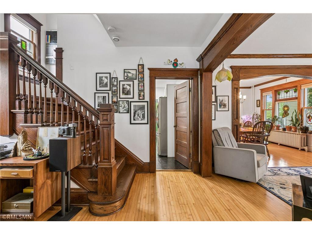 812 42nd Avenue N Minneapolis MN 55412 7082217 image4