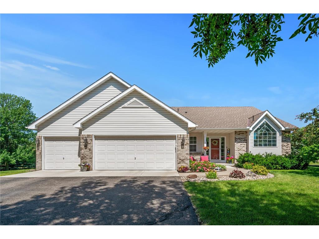 812 Bridle Creek Bay Jordan MN 55352 6551625 image1