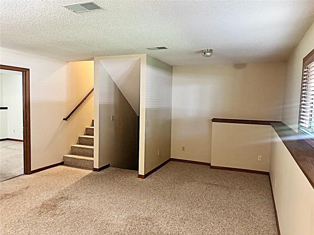 812 E Oak Street Redwood Falls MN 56283 7109157 image10