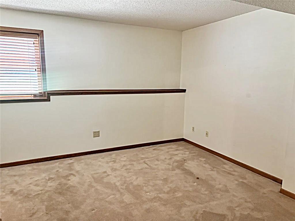 812 E Oak Street Redwood Falls MN 56283 7109157 image11