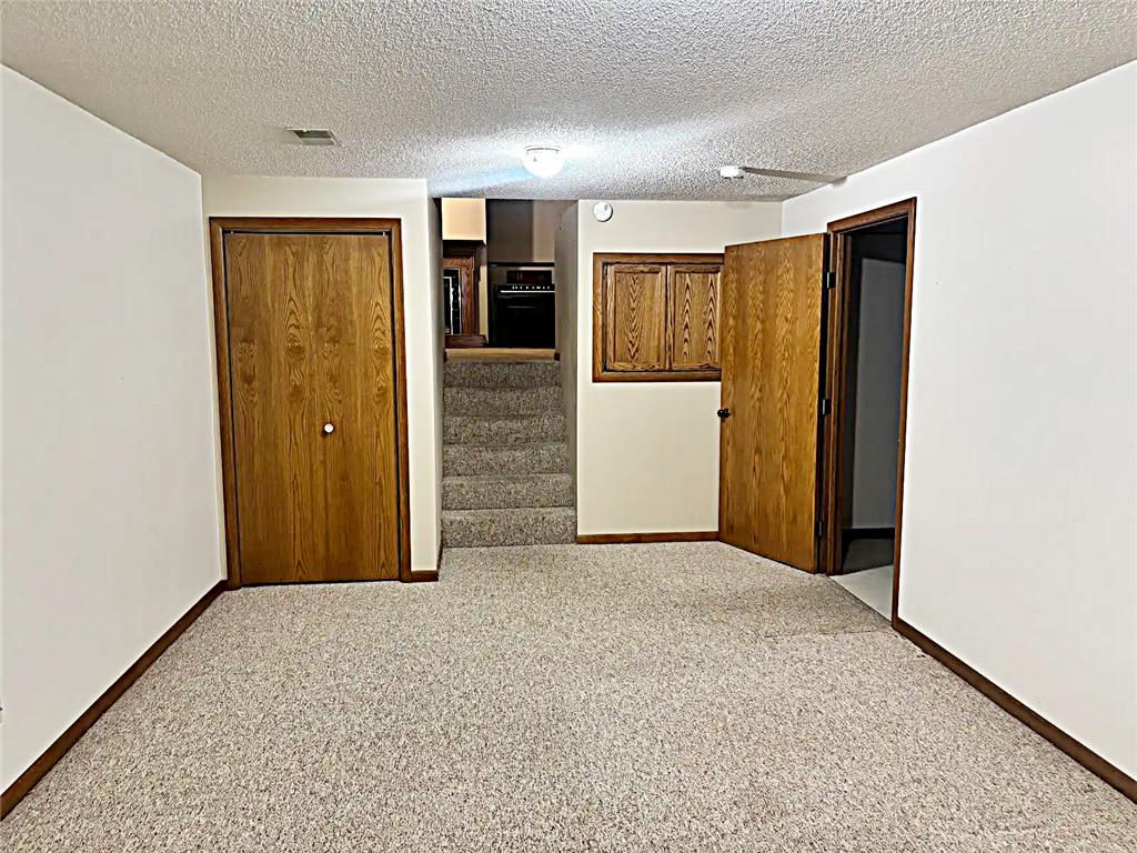 812 E Oak Street Redwood Falls MN 56283 7109157 image13