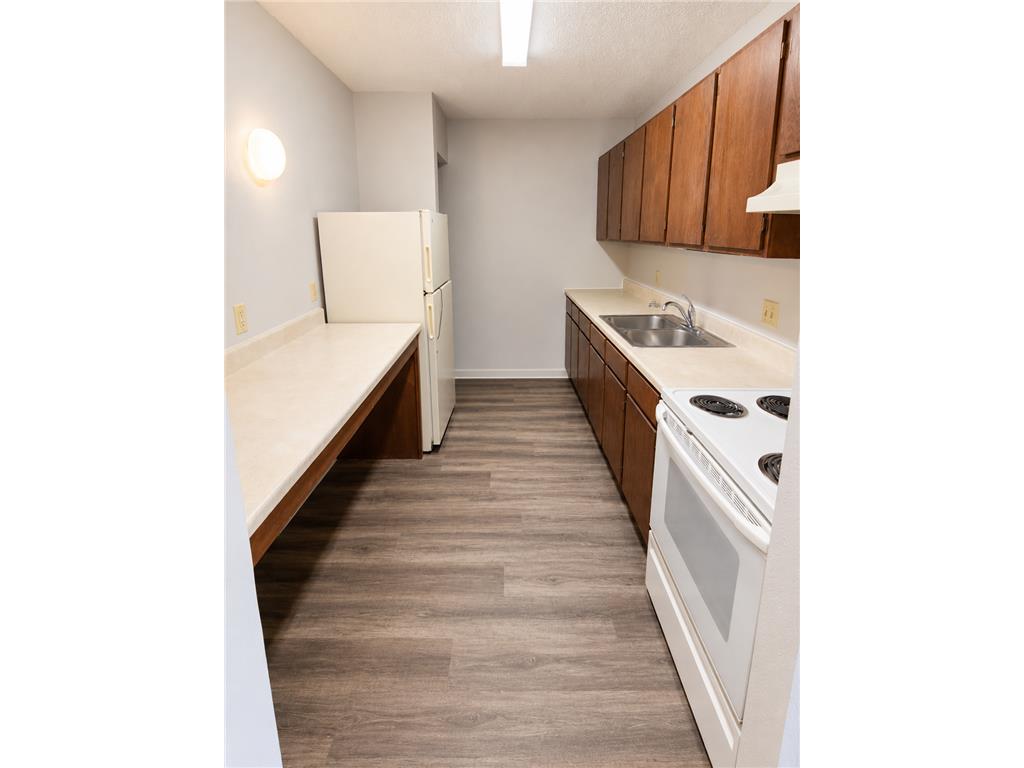 812 Hills Avenue #N103 Jackson MN 56143 7079629 image3