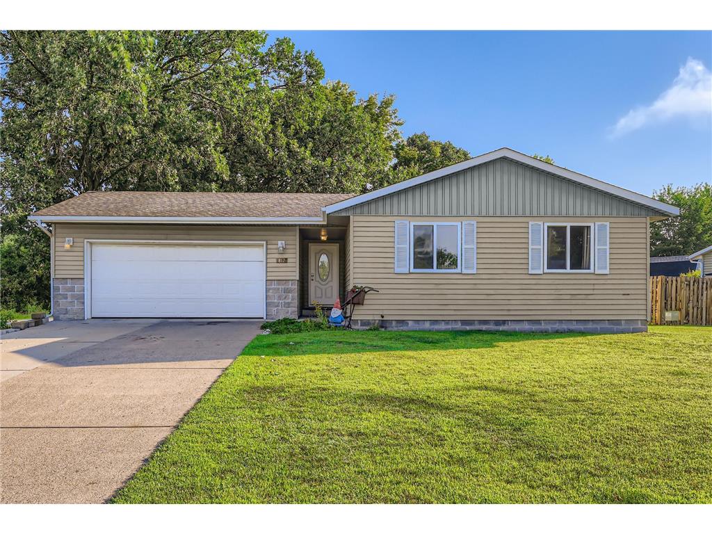 812 Marion Street SW Isanti MN 55040 6764565 image1