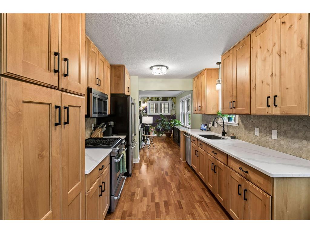 812 NE Main Street Minneapolis MN 55413 7087242 image12