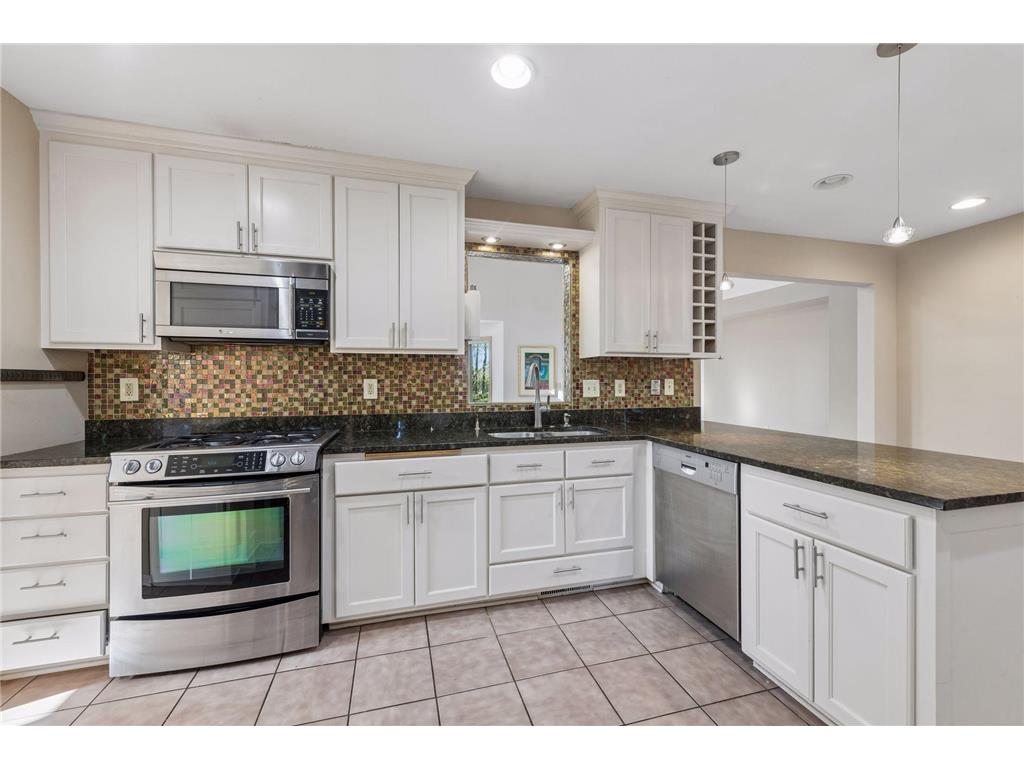 812 Oriole Lane Chaska MN 55318 7022082 image13